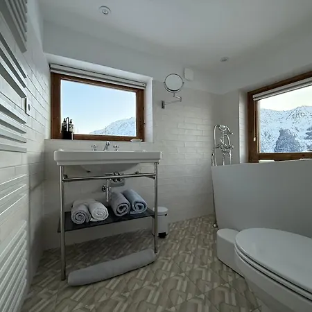 בקתה Authentique Avec Jacuzzi Proche De Val D'isere *