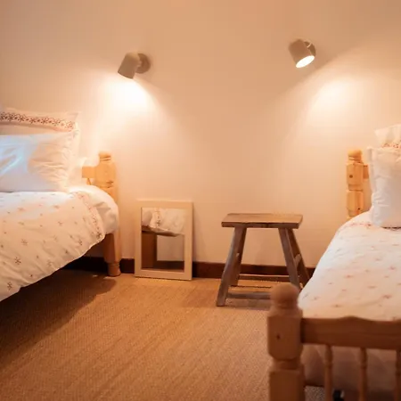 Authentique Avec Jacuzzi Proche De Val D'isere * סנט-פואה-טארונטז